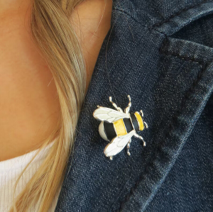 AT Brooch: Bee (Large Silver)